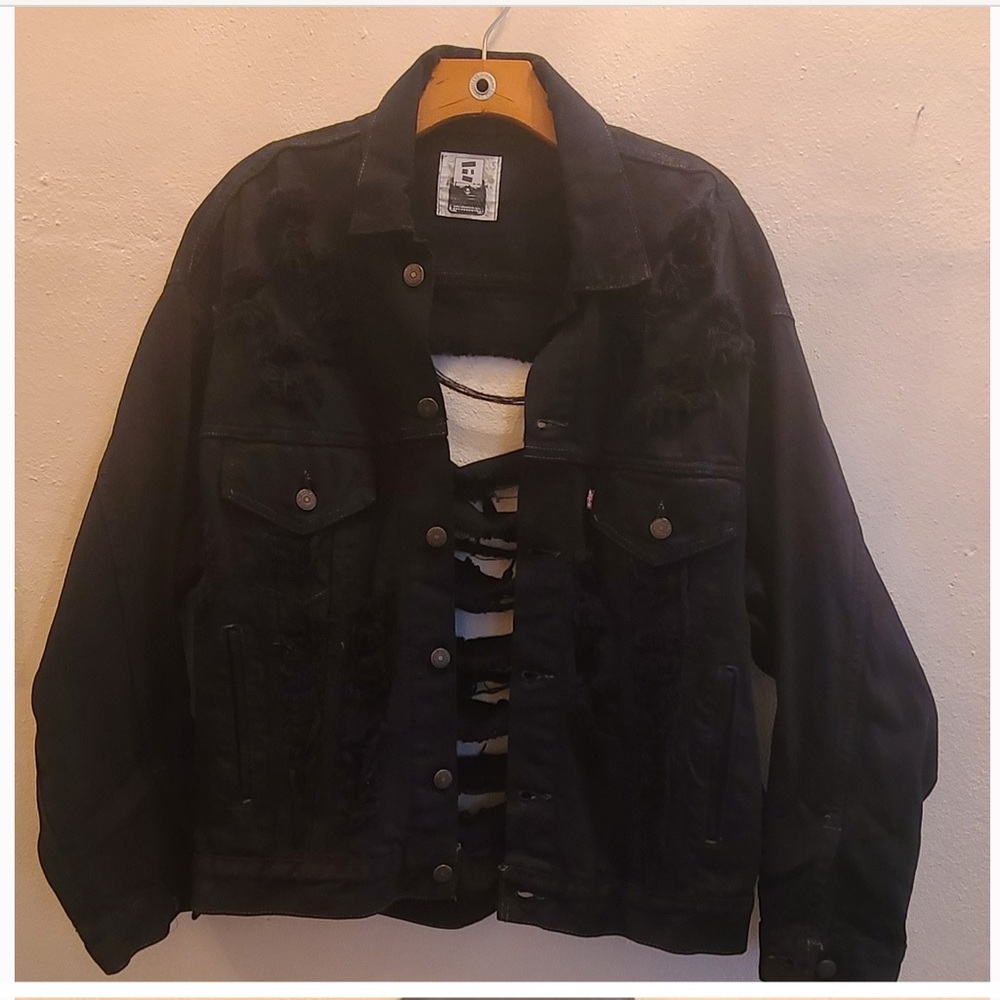 Vintage Furst of a Kind Levi’s Black Denim Jacket - Sz Large